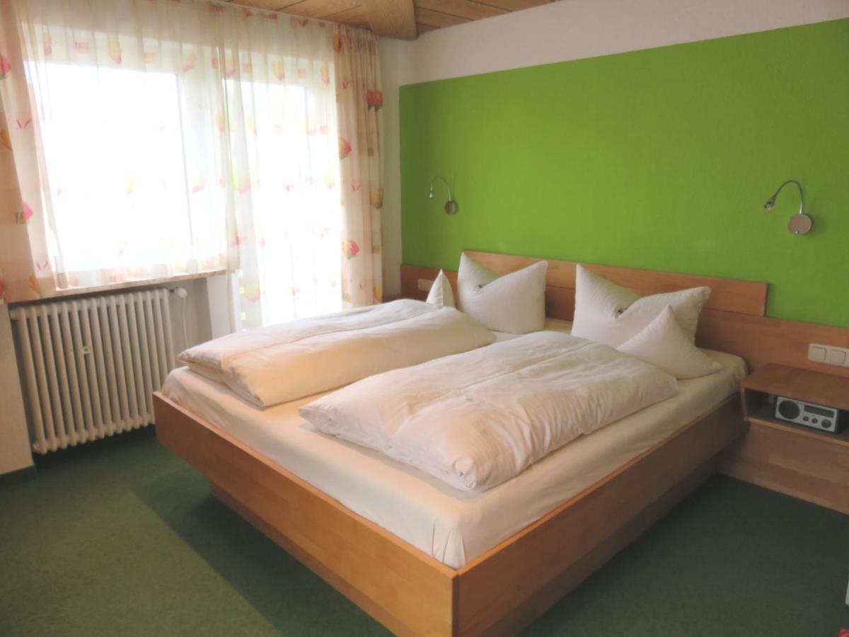 Apartment Weiß, Sandra Weiß